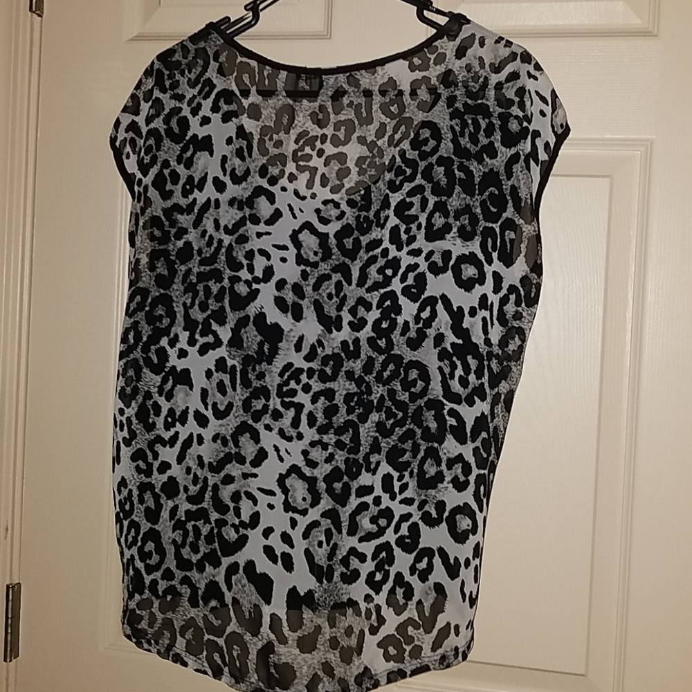 Blouse - Picture 2 of 2
